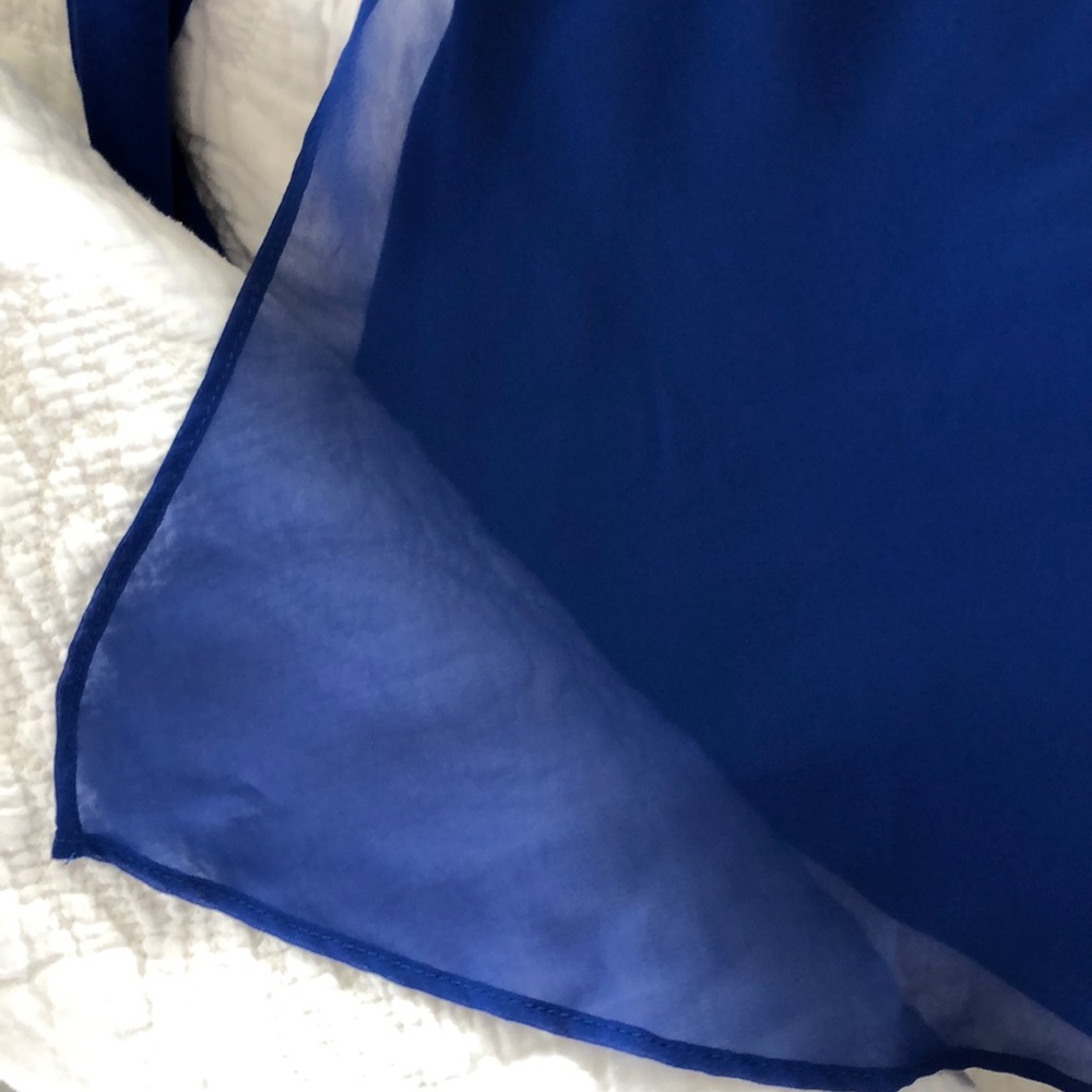 I.N.C NWOT BlUE  scoop neck  long sleeve top - Picture 2 of 5